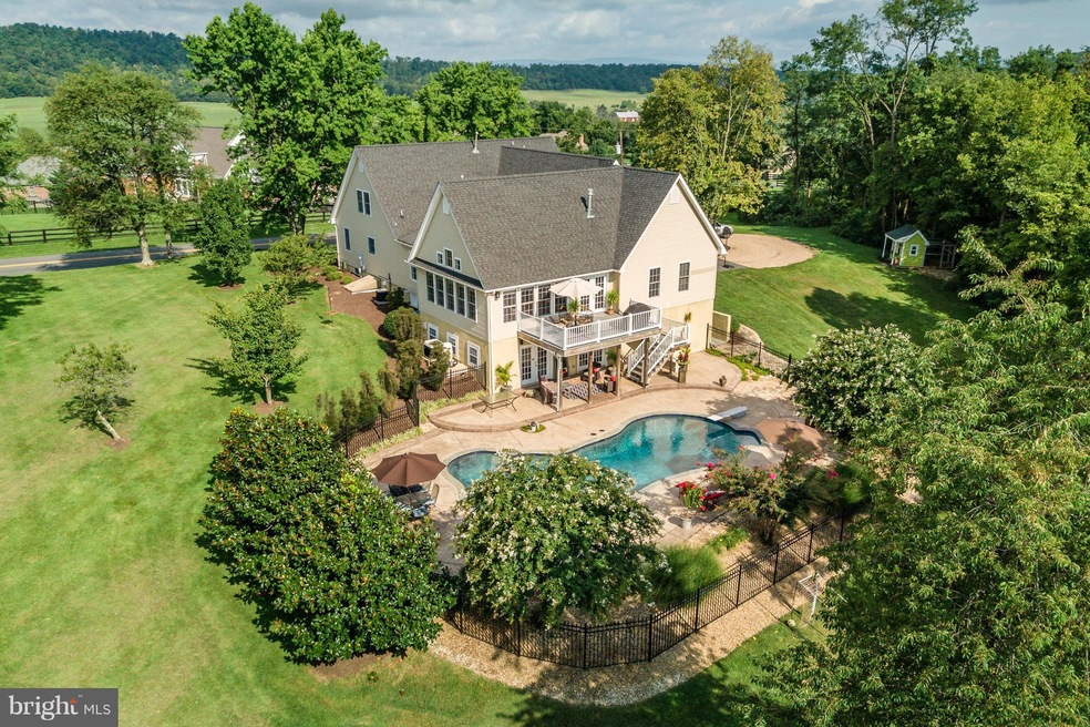 1252 Apple Pie Ridge Rd, Winchester, VA 22603 - photo 1