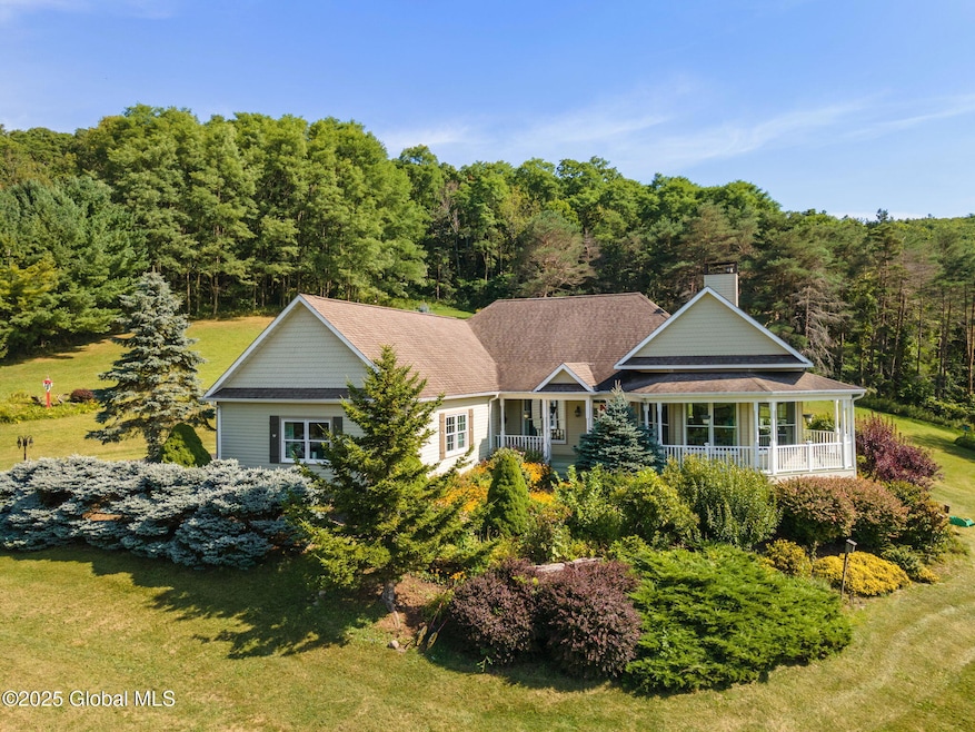 1-648EckerHollowRd_01