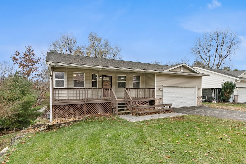 W10765 E Harmony Dr, Lodi, WI 53555 - photo 1