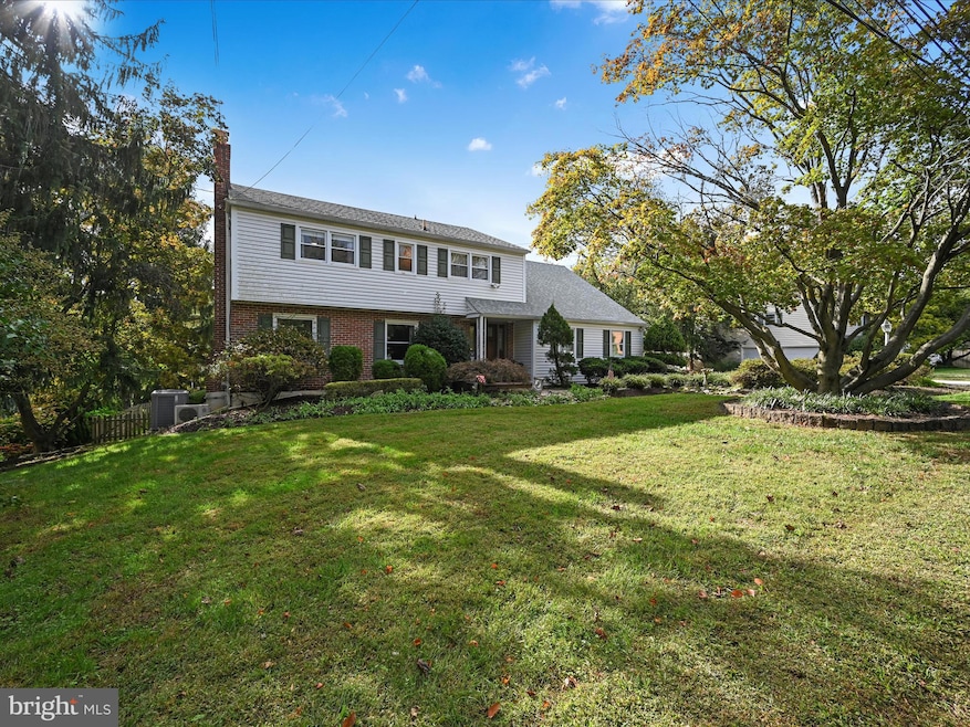 707 Kent Rd, Wallingford, PA 19086 - photo 1