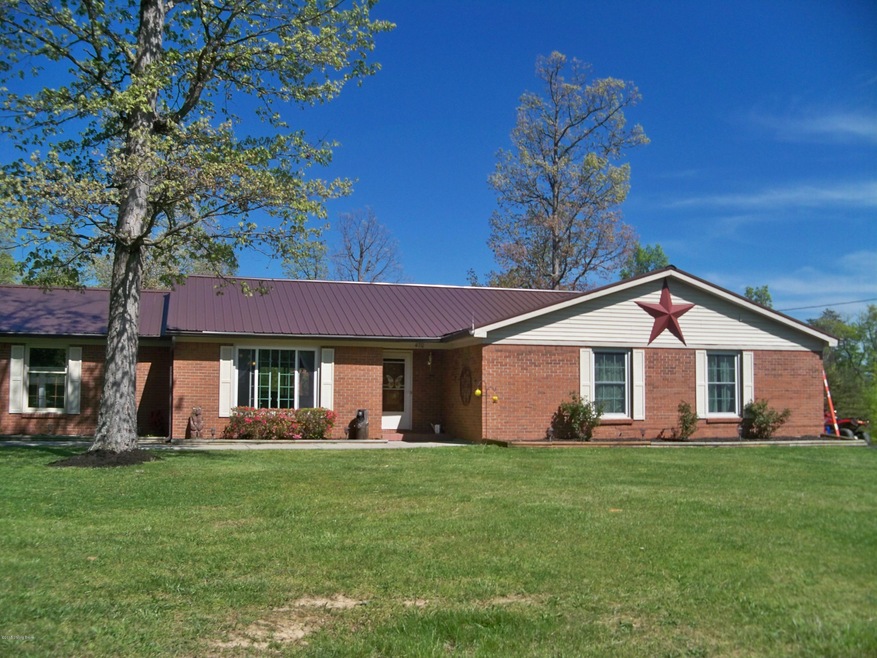 470 Oakwood Dr, Lebanon Junction, KY 40150 - photo 1