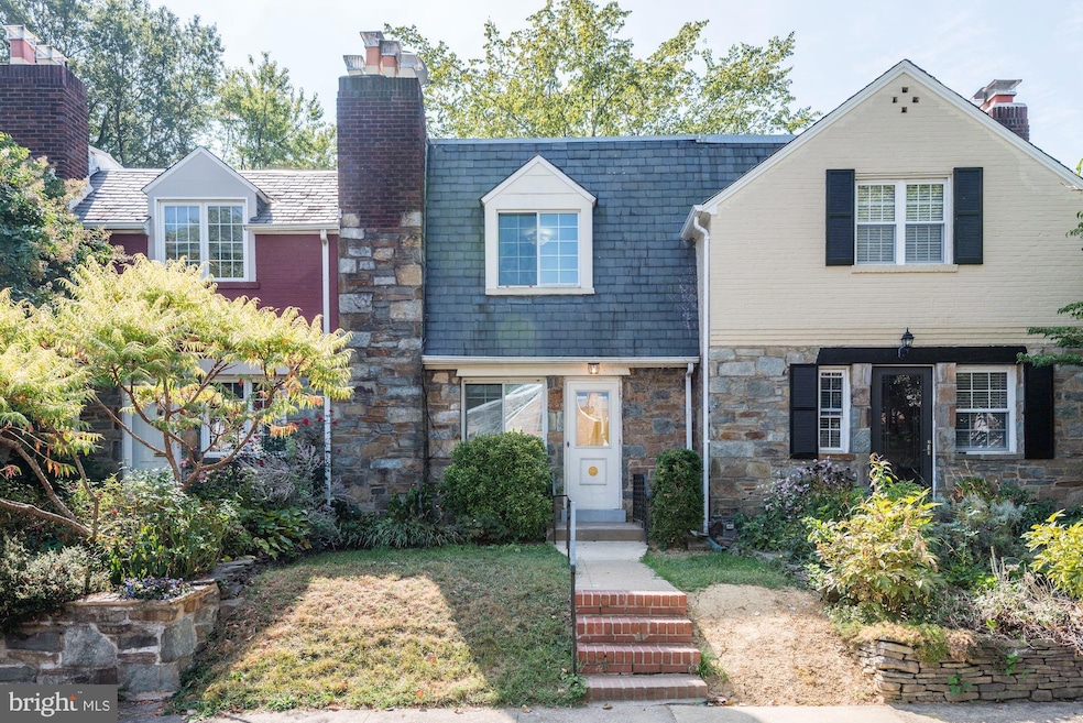 816 Devon Place, Alexandria, VA 22314 - photo 1