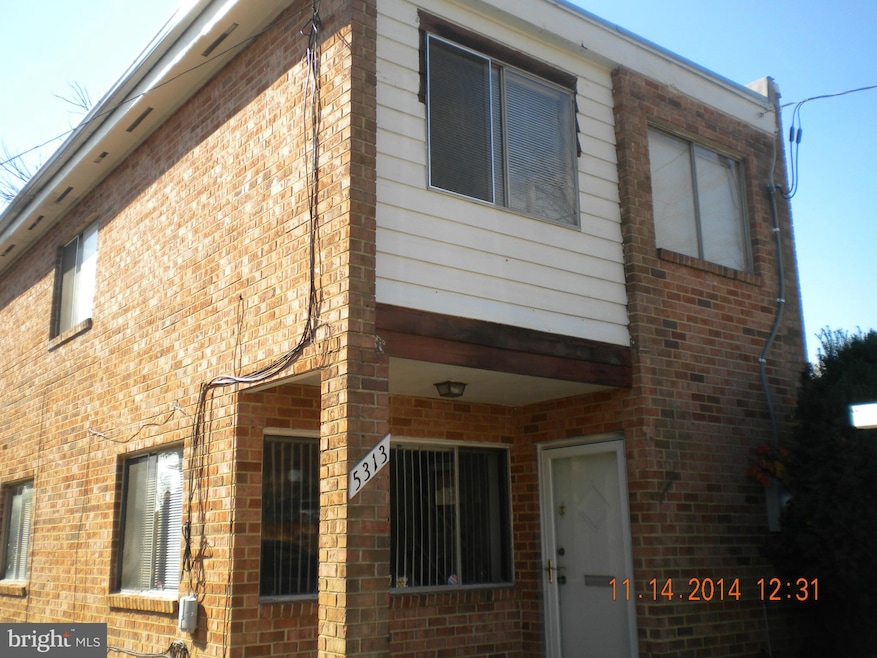 5313 Hayes St NE, Washington, DC 20019 - photo 1