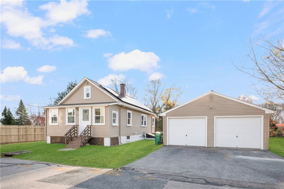 14 Wheeler St, Warwick, RI 02889 - photo 1