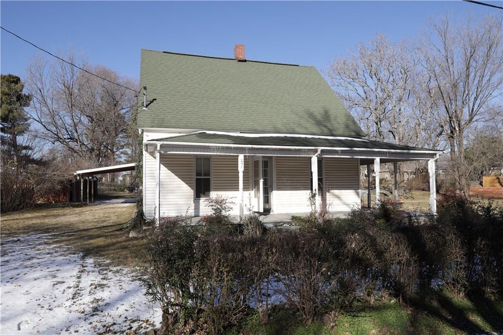 202 W Graham St, Prairie Grove, AR 72753 - photo 1