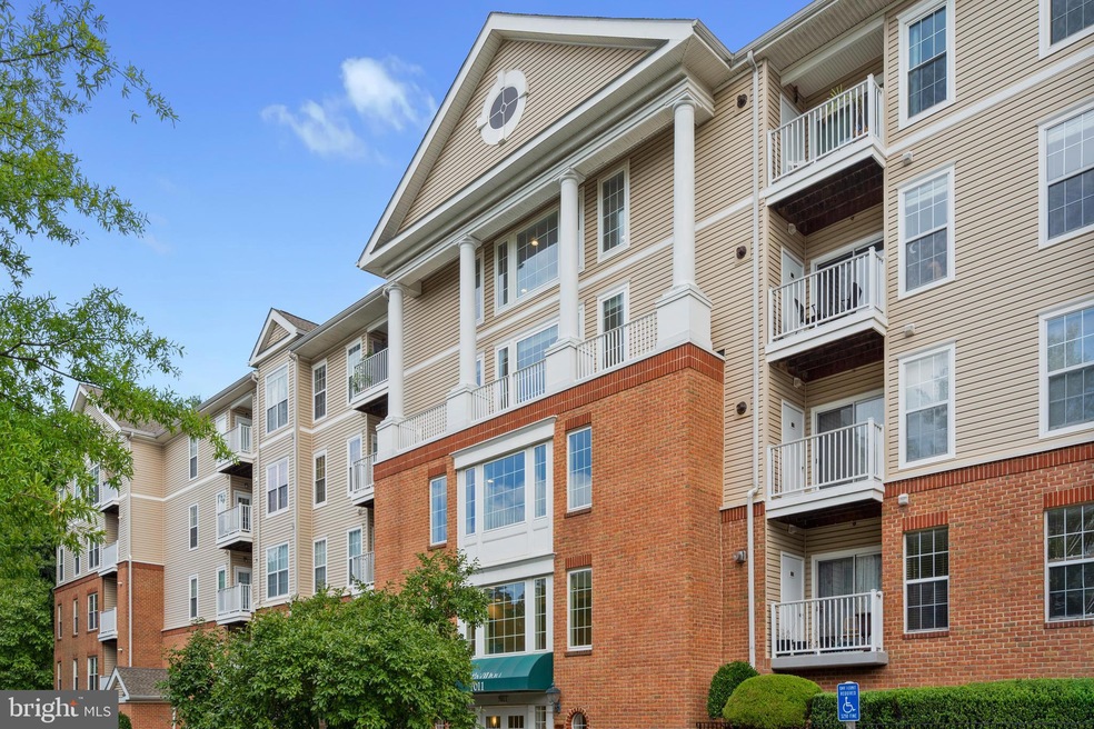 The Pavillion unit 207, Falls Church, VA 22043 - photo 1