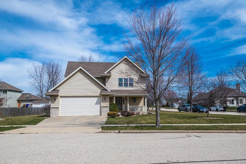 5502 28th St (MLS)-1