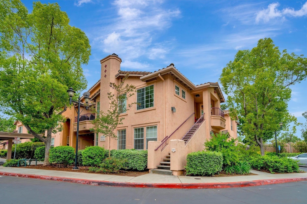 Sold $650,000 • Co-Listing Agent