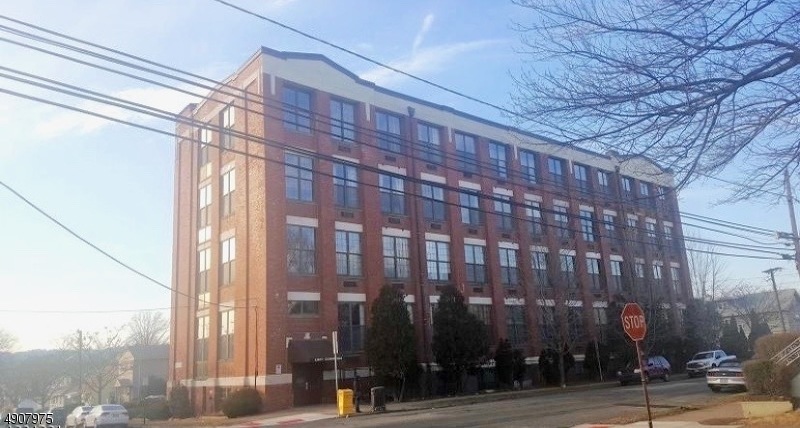 366 Trenton Ave, Paterson, NJ 07503 - photo 1
