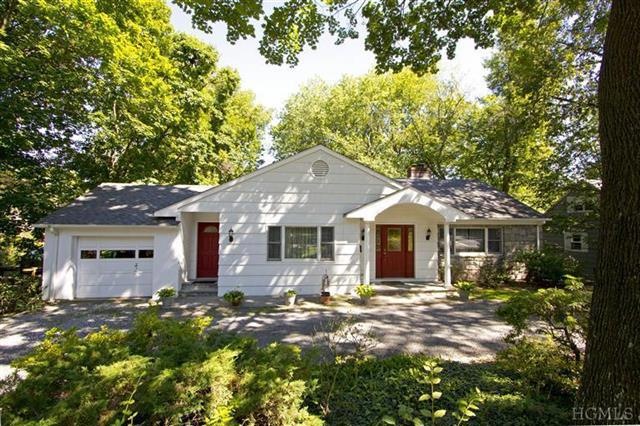 200 Old Army Rd, Scarsdale, NY 10583 - photo 1