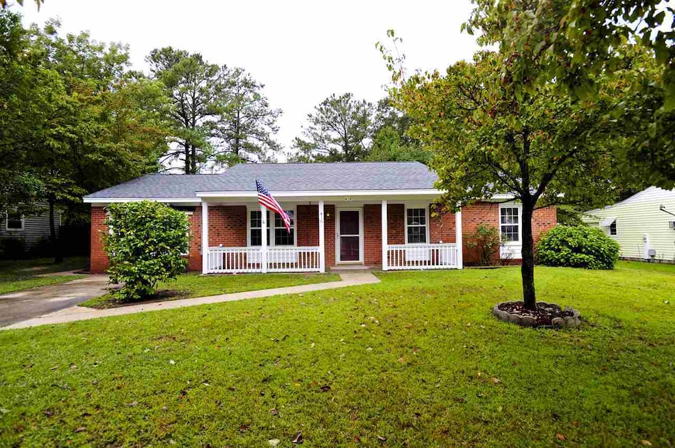 419 Regalwood Dr, Jacksonville, NC 28546 - photo 1