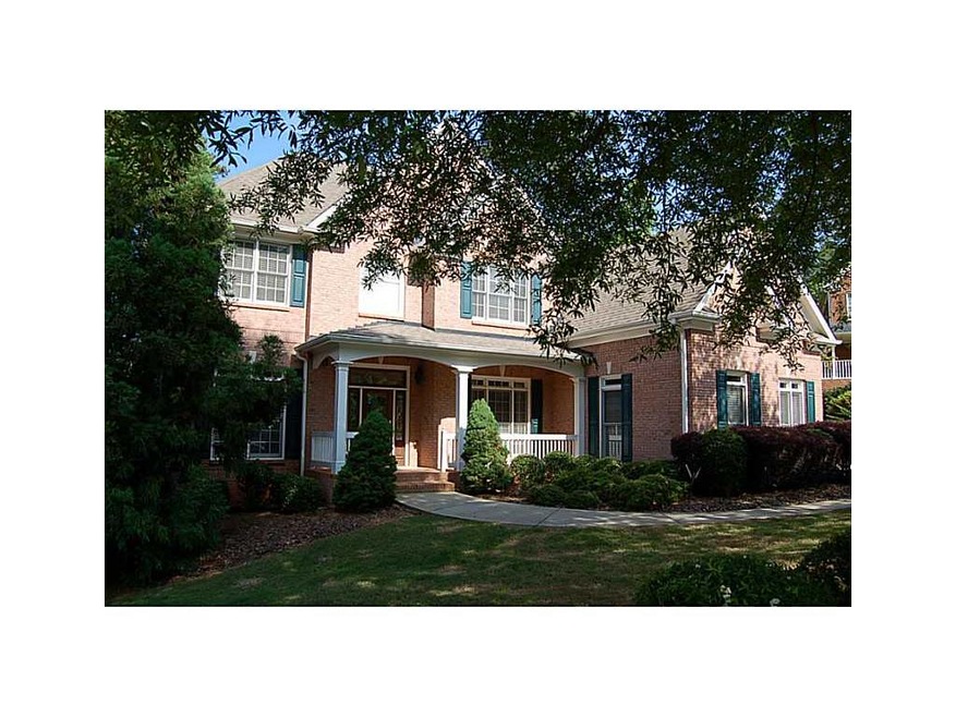 Exterior Front. Great curb appeal on this 3.5 side