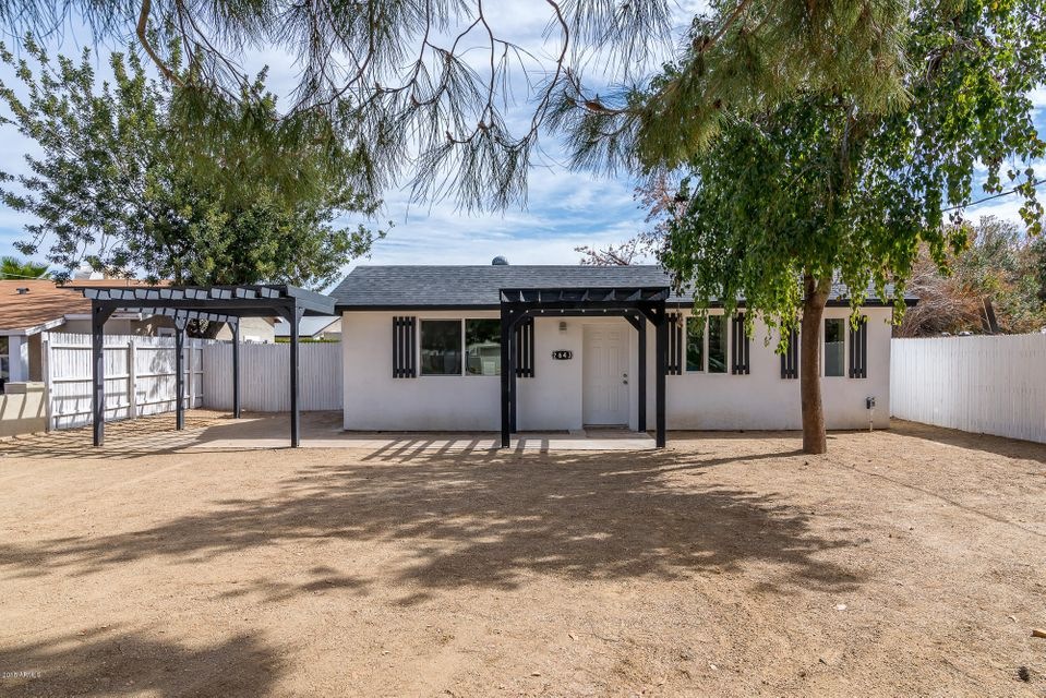 2643 N 28th Place, Phoenix, AZ 85008 - photo 1