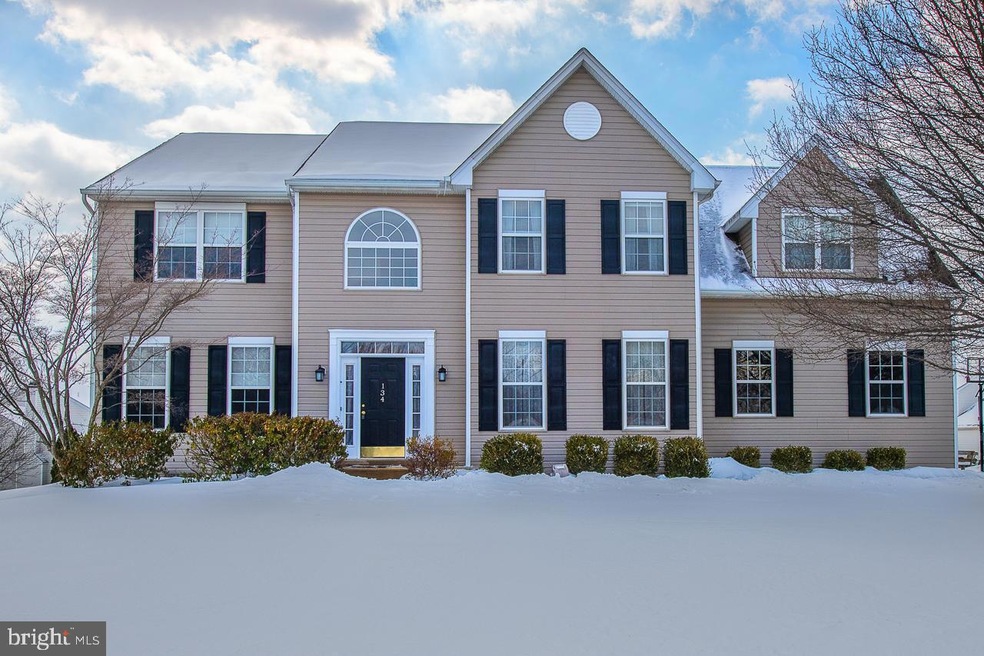 134 Connor Dr, Royersford, PA 19468 - photo 1