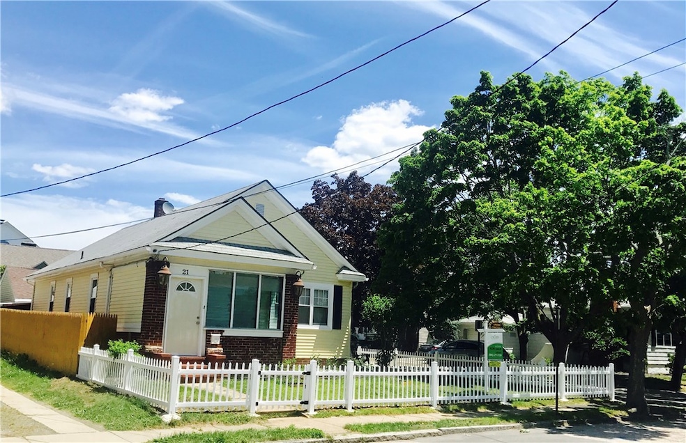 21 Stevens Rd, Cranston, RI 02910 - photo 1