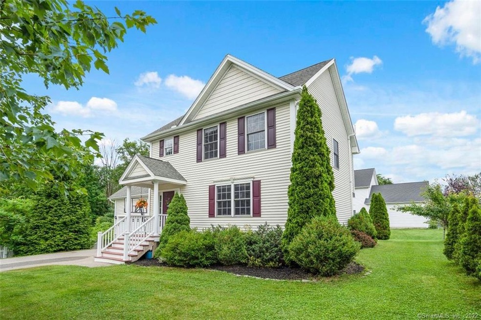 36 Smith St, East Hampton, CT 06424 - photo 1