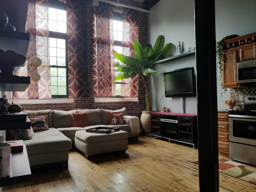 30 Lincoln St unit 206, Westbrook, ME 04092 - photo 1