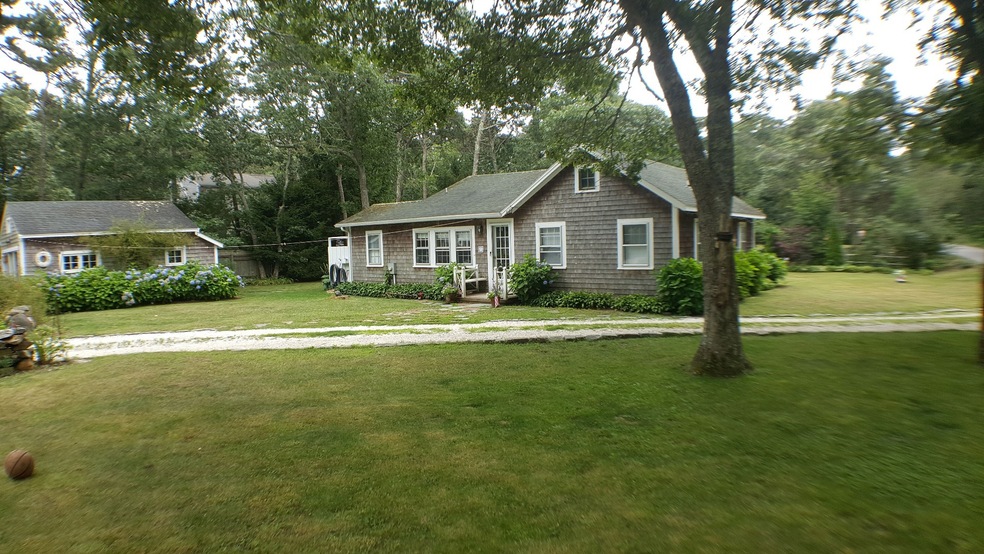45 19th St N, Edgartown, MA 02539 - photo 1