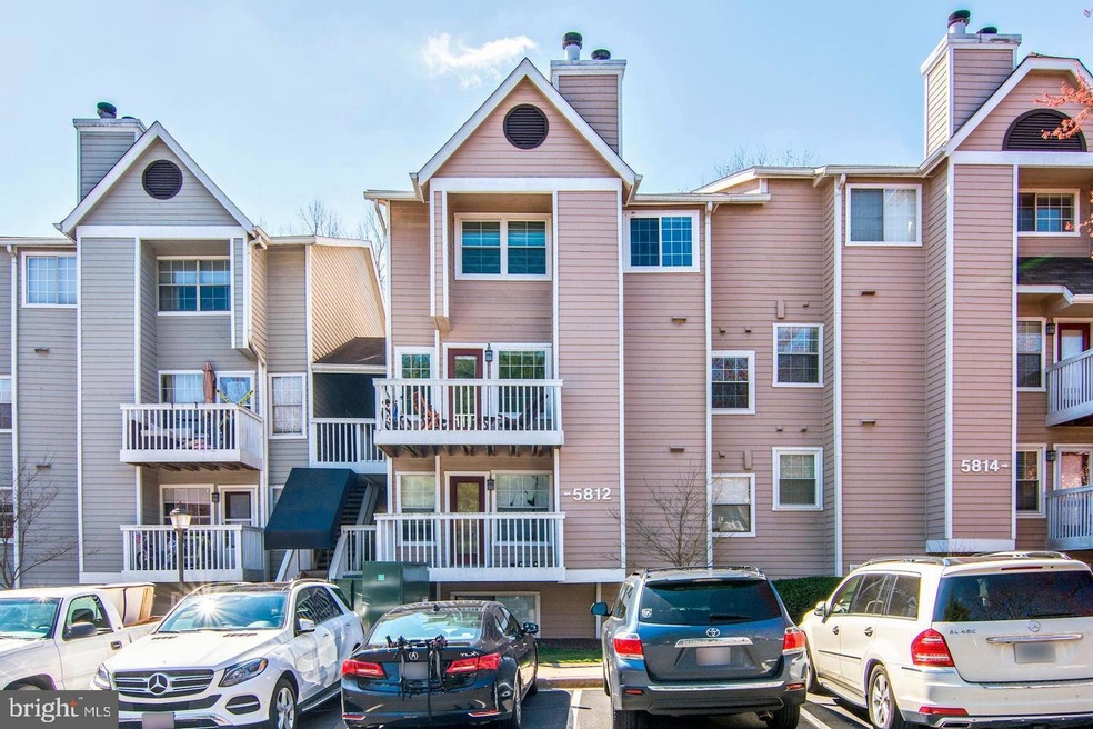 5812 Inman Park Cir unit 110, Rockville, MD 20852 - photo 1