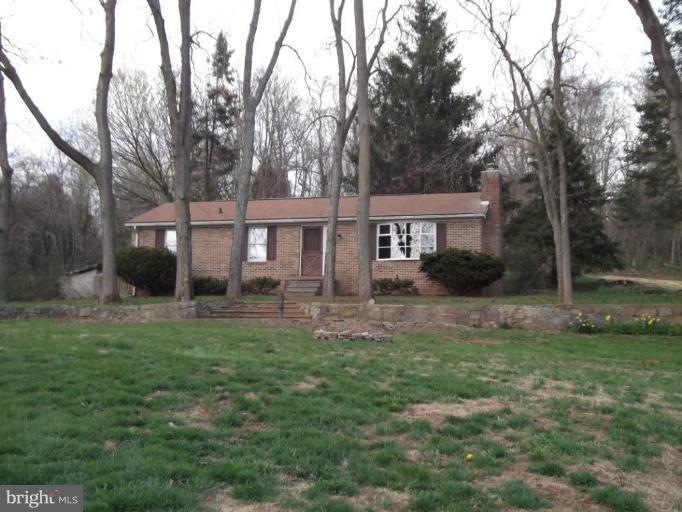 17238 Taylors Landing Rd, Sharpsburg, MD 21782 - photo 1