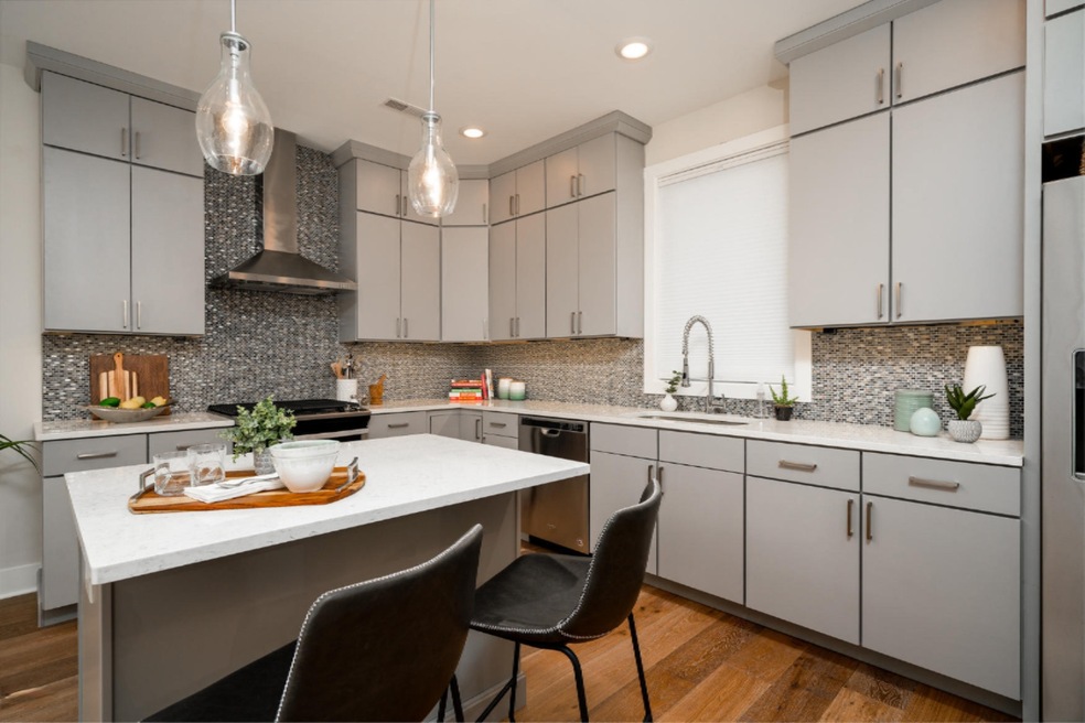 Belknap Bluffs-Model Unit (2)