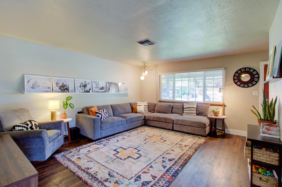 3825 Mercury Dr, Redding, CA 96002 - photo 1