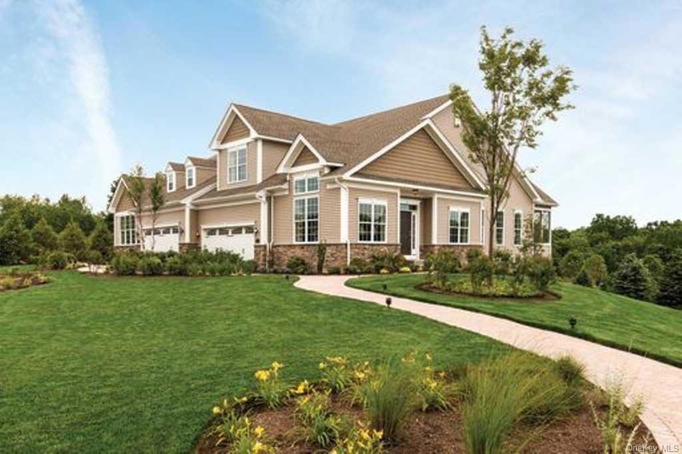 1 Avondale Ln unit 150, Wappinger, NY 12590 - photo 1