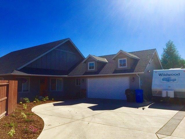 1394 SW David Dr, Grants Pass, OR 97527 - photo 1