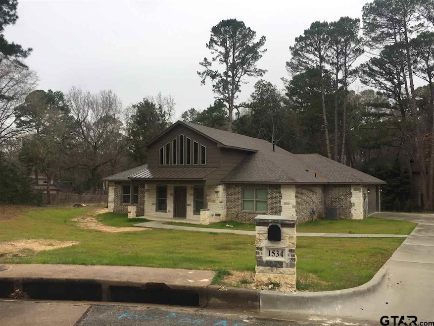 1534 1534 Cimmarron Trail, Tyler, TX 75703 - photo 1