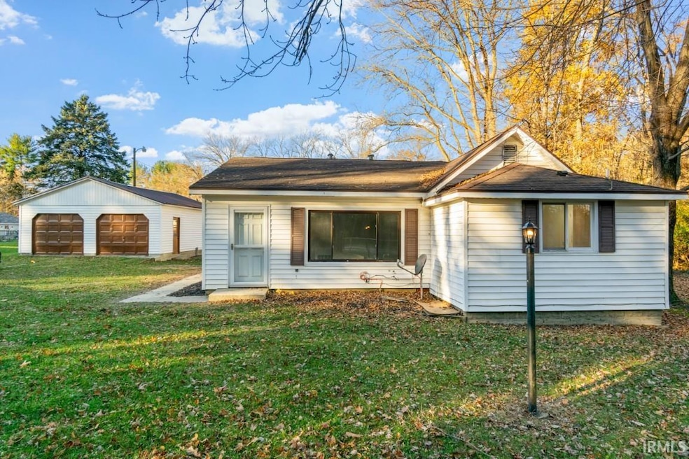 7733 N Meadow Ln, Walkerton, IN 46574 - photo 1