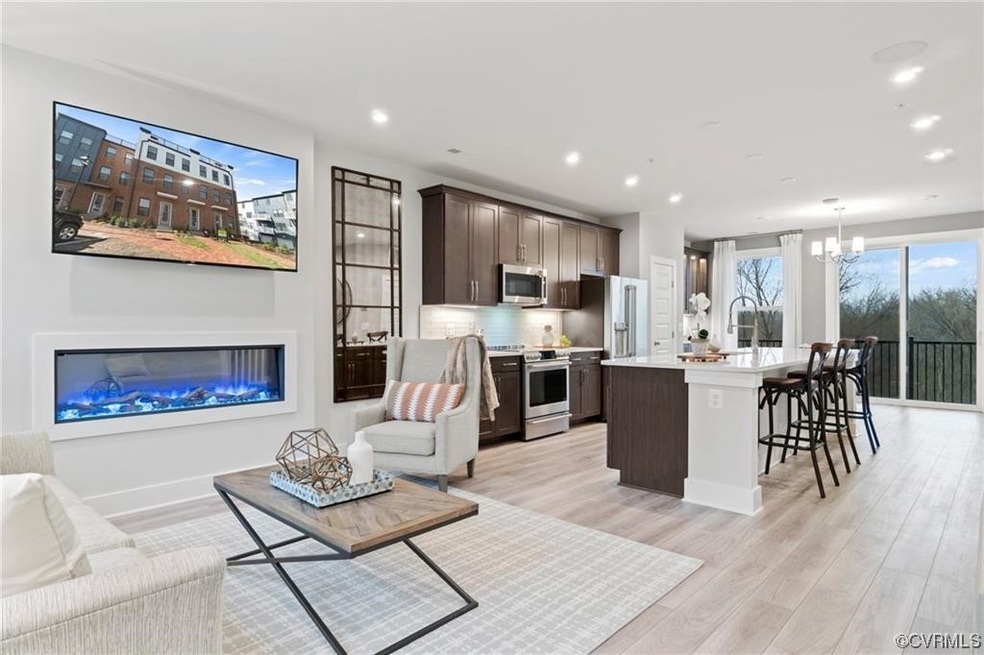 Open concept living/kitchen dining- perfect for entertaining!