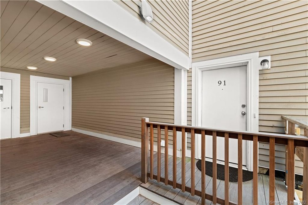 91 Harbour Close unit 91, New Haven, CT 06519 - photo 1