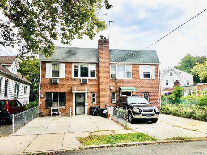 61-43 157th St unit 1st Fl, Flushing, NY 11367 - photo 1