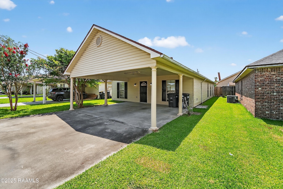 1518 S Patout St, New Iberia, LA 70560 - photo 1