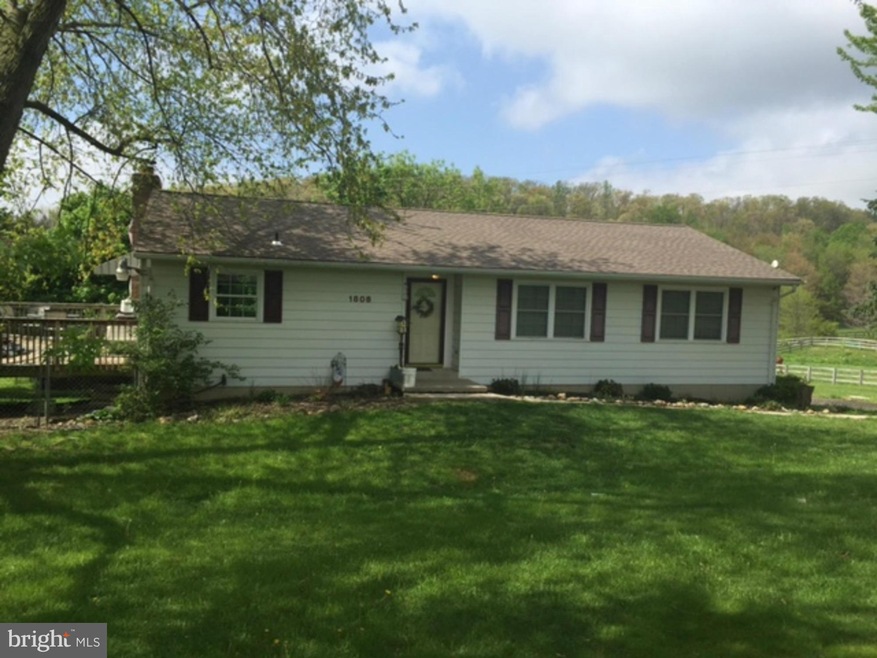 1808 E Deep Run Rd, Manchester, MD 21102 - photo 1