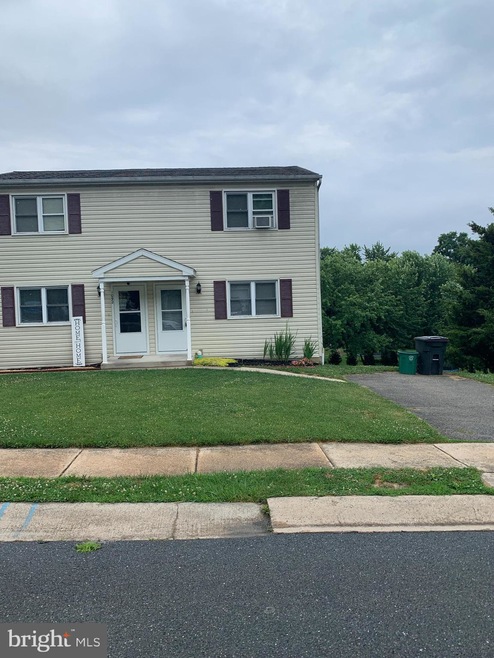 1090 Cloverton Dr, Columbia, PA 17512 - photo 1