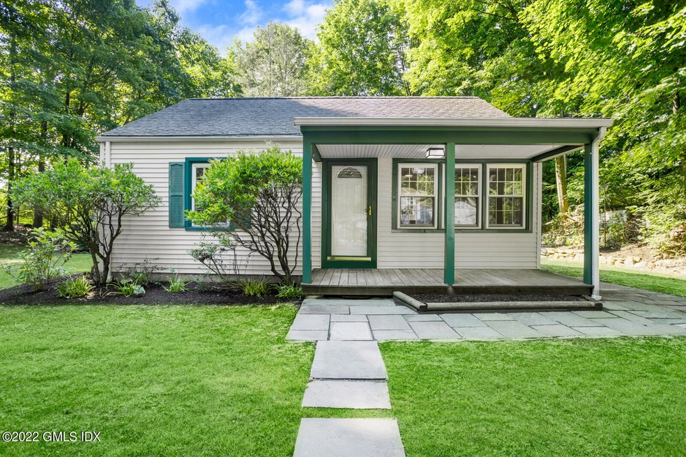 7 Sherwood Ave, Greenwich, CT 06831 - photo 1