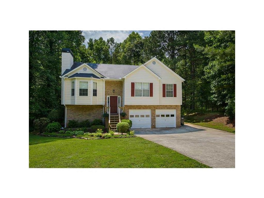 Exterior Front. Well maintained split level in sou