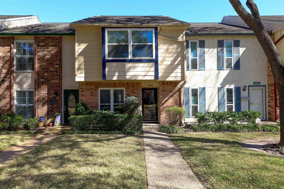 10350 Longmont Dr unit 46/4, Houston, TX 77042 - photo 1