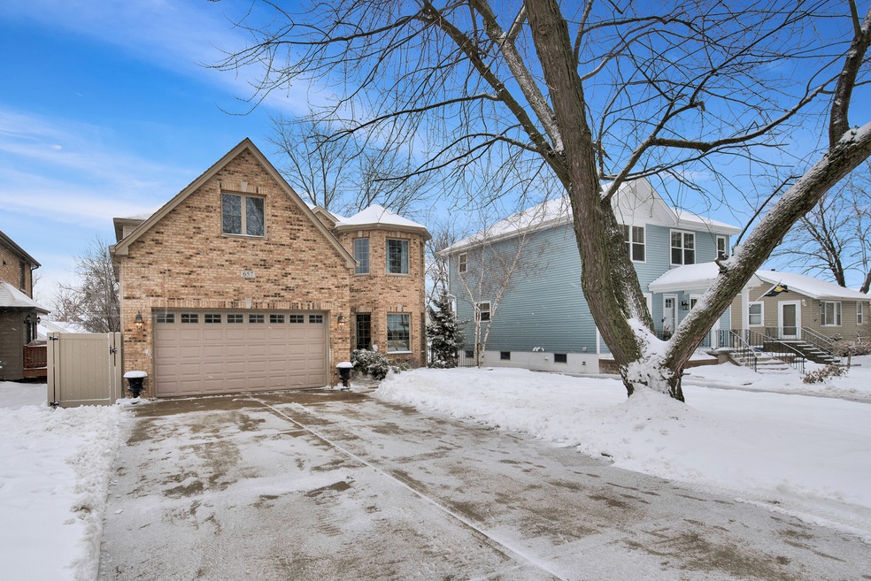 657 N West Ave, Elmhurst, IL 60126 - photo 1