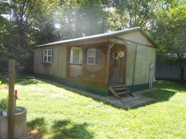 420 E Matilda St, Elnora, IN 47529 - photo 1