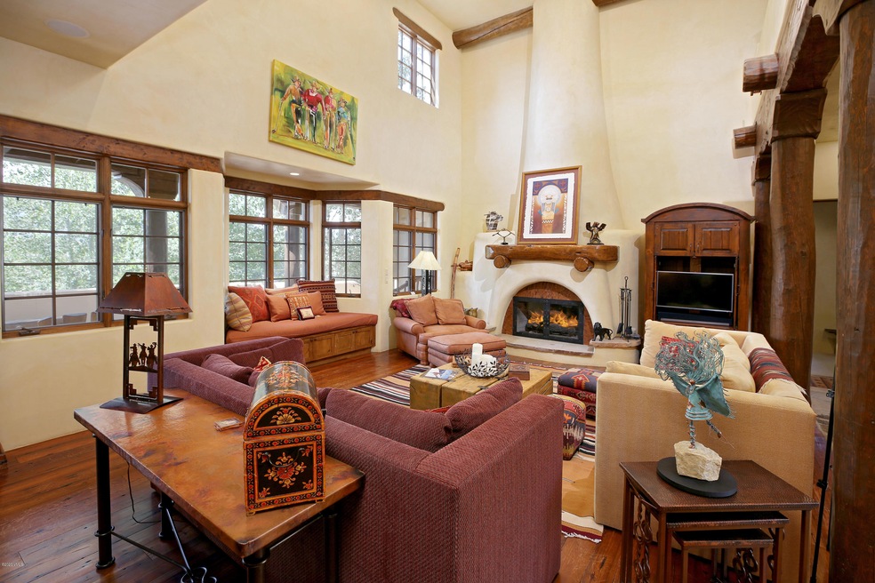 161_pinto_living_1