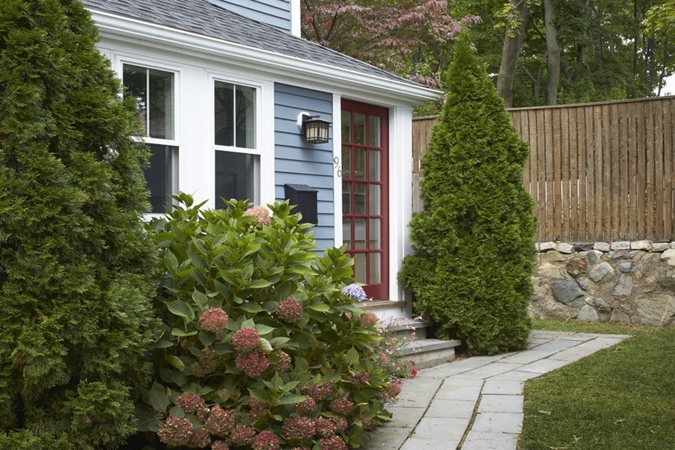 96 Holworthy St, Cambridge, MA 02138 - photo 1