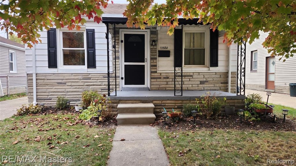 13680 Agnes St, Southgate, MI 48195 - photo 1