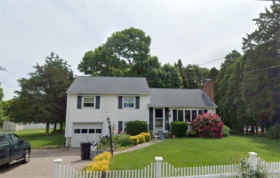 9 David Ave, Westerly, RI 02891 - photo 1