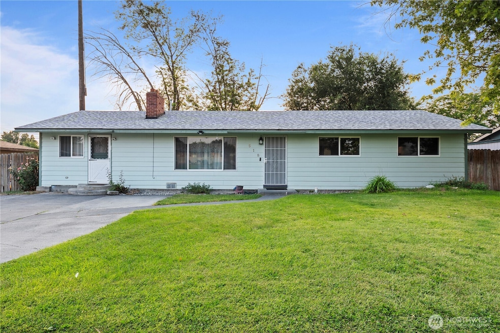 518 S 5th Ave, Othello, WA 99344 - photo 1