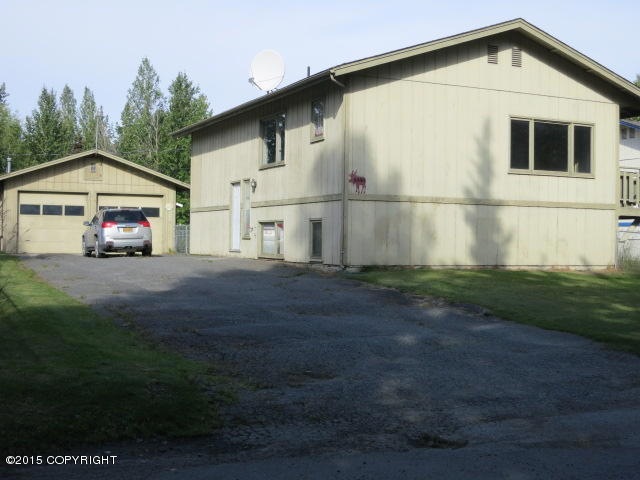 5040 Vi St