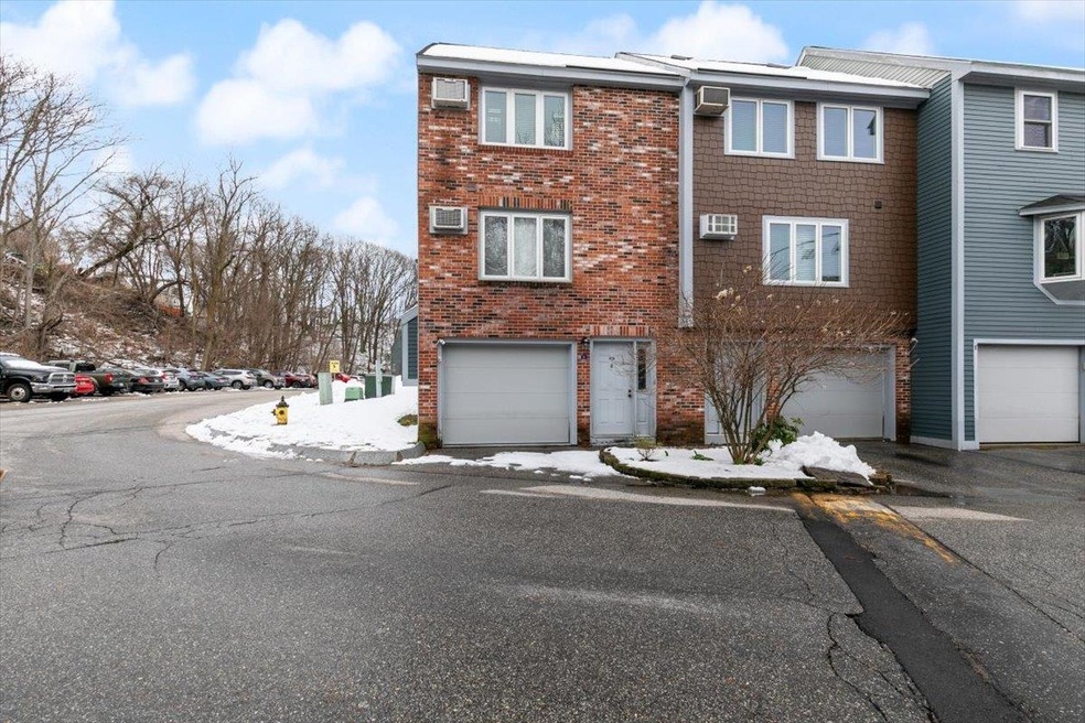 11 Valley Way W, Manchester, NH 03102 - photo 1