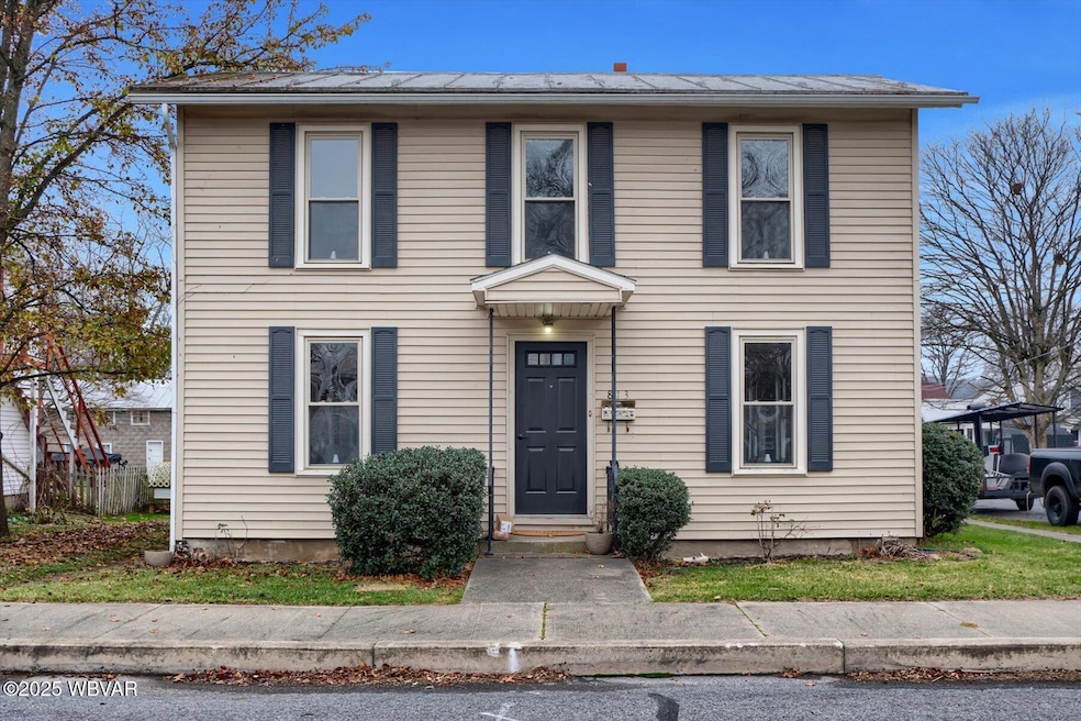 813 Elm St, Watsontown, PA 17777 - photo 1