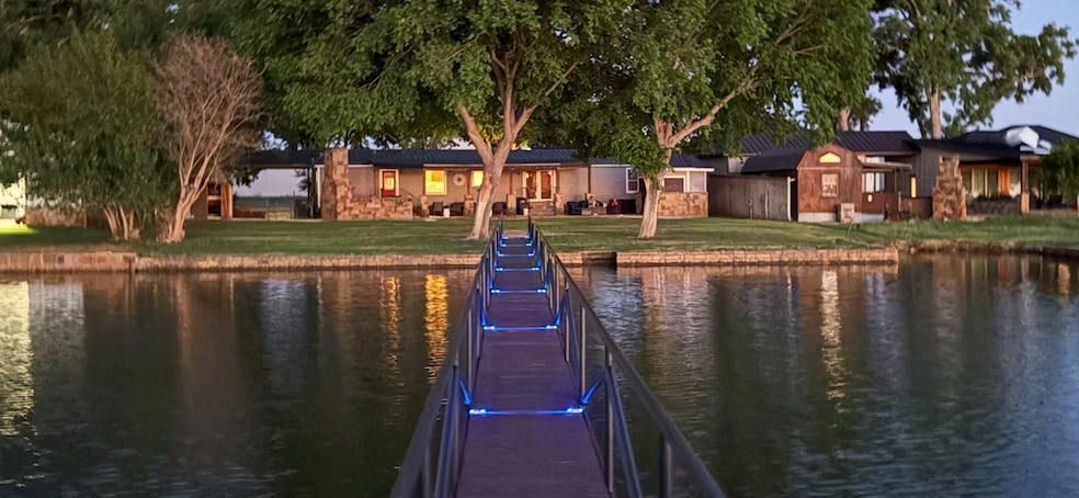 For Sale $825,000 • Co-Listing Agent